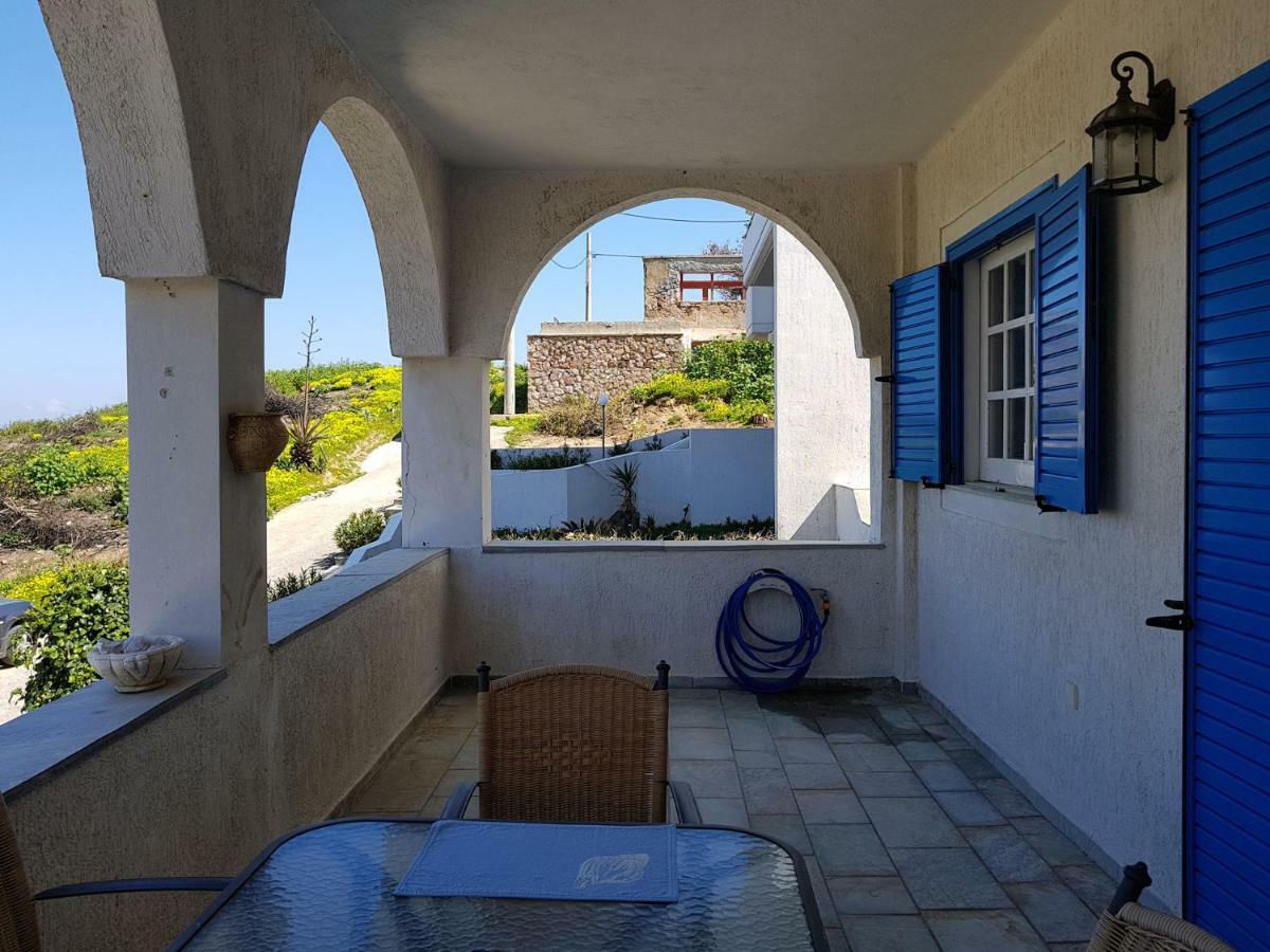Villa Blue. Two Storey House, 100 Meters From Sea Rafína Exterior foto