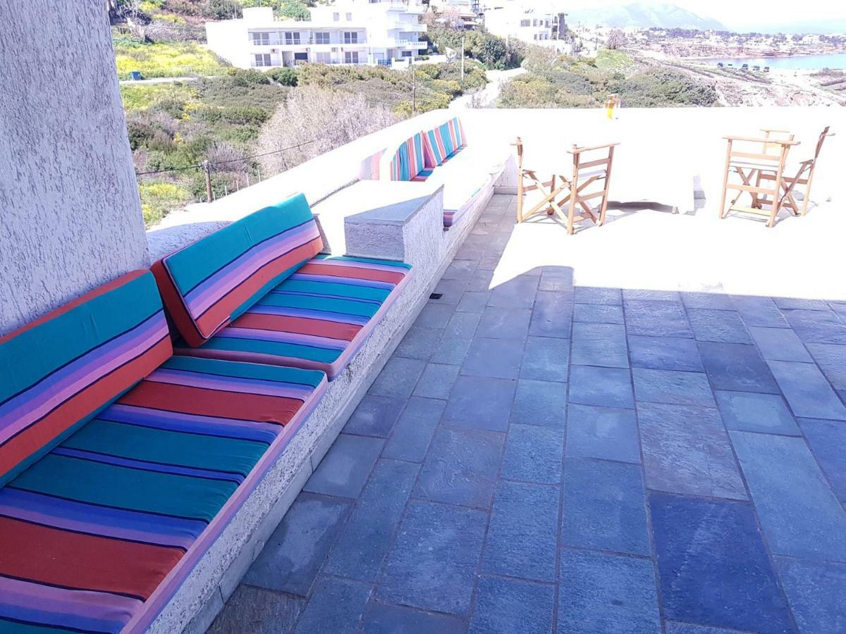 Villa Blue. Two Storey House, 100 Meters From Sea Rafína Exterior foto
