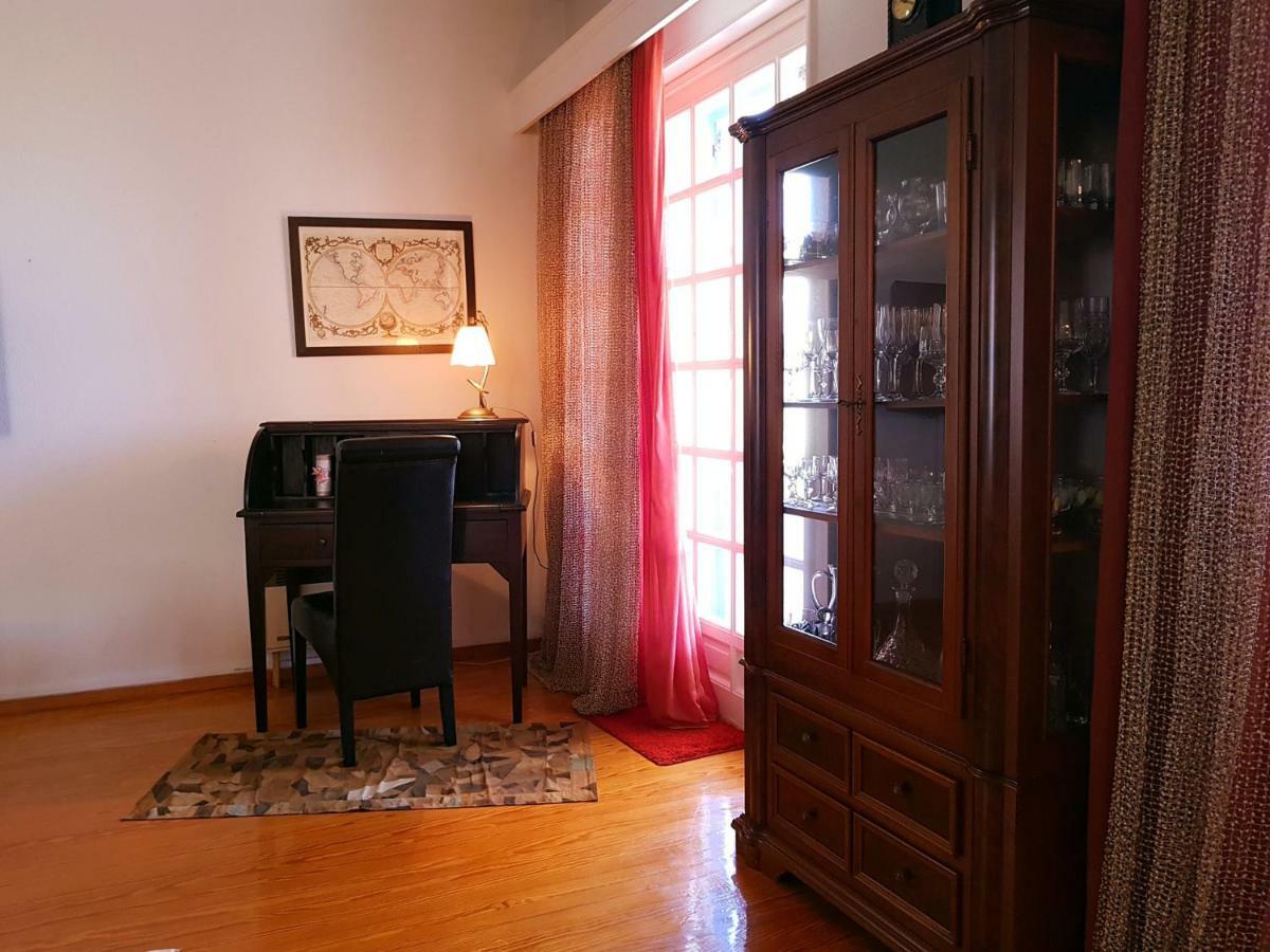 Villa Blue. Two Storey House, 100 Meters From Sea Rafína Exterior foto