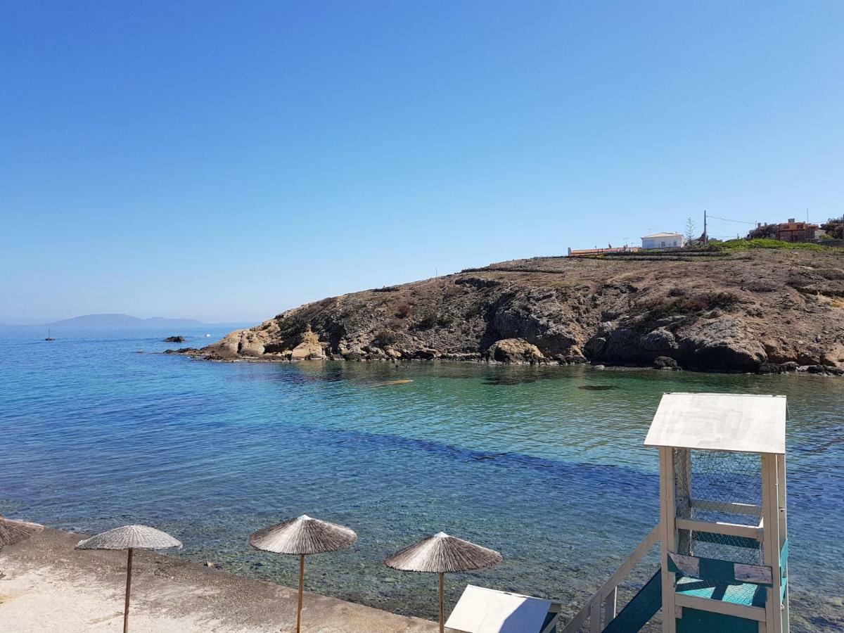 Villa Blue. Two Storey House, 100 Meters From Sea Rafína Exterior foto